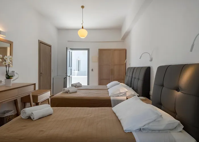 Galinos For Adults Only Парос