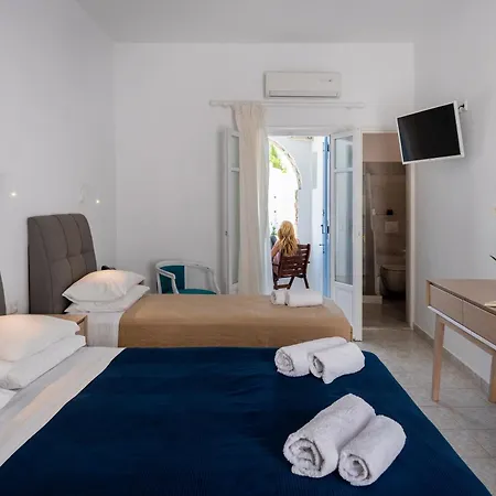 Galinos For Adults Only מלון